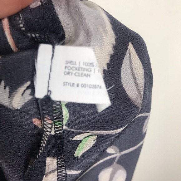 Club Monaco Floral Print Silky Boho Pull On Spring Summer Beach Casual Shorts 2 - Picture 7 of 10